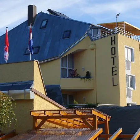 Rheinsberg Am See Hotel